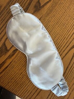 Silky Light Silver Sleep Mask